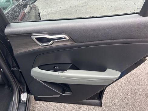 Used 2023 Kia Sportage X-Line w/ X-Line Premium Package image 10