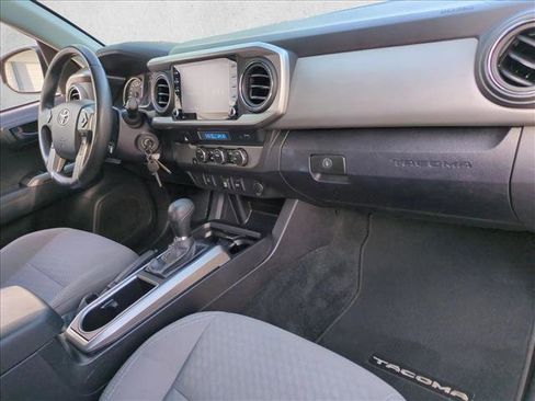 Used 2022 Toyota Tacoma SR5 RWD image 20