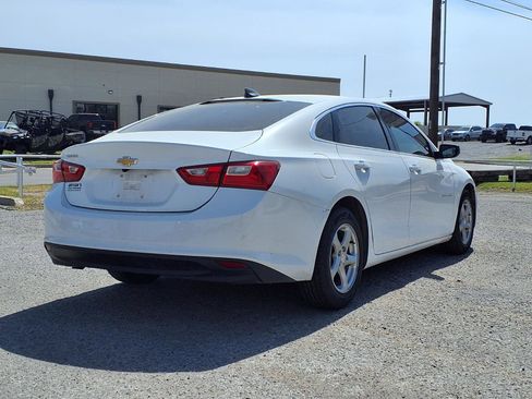 Used 2017 Chevrolet Malibu LS image 19