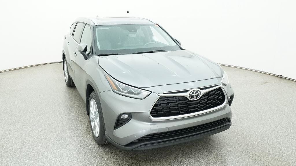 New 2026 Toyota Highlander Limited AWD/4WD image 36