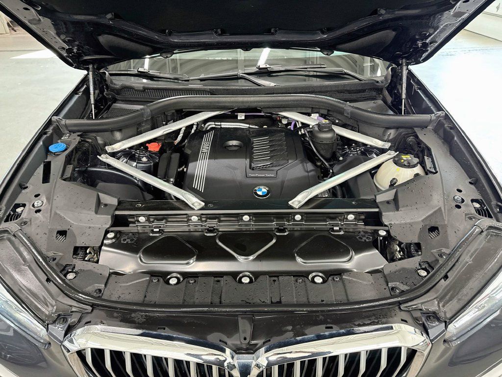 Used 2021 BMW X5 xDrive40i w/ Convenience Package AWD/4WD image 36