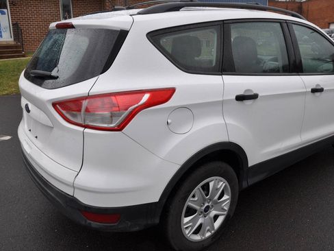 Used 2016 Ford Escape S FWD image 11