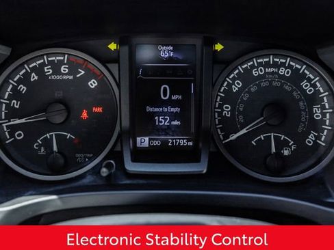 Used 2023 Toyota Tacoma TRD Sport AWD/4WD image 31