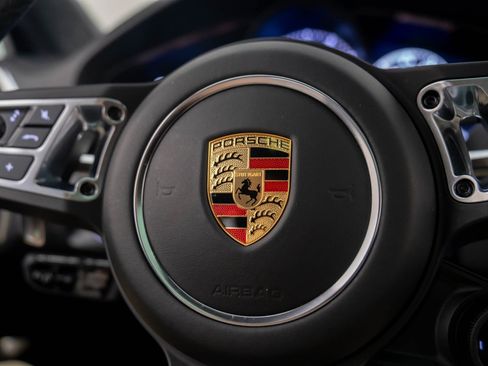 Certified 2023 Porsche Cayenne Turbo image 32