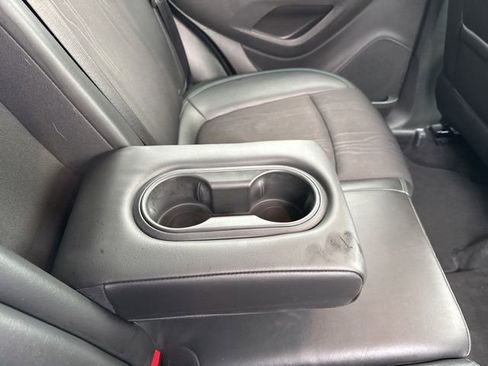 Used 2016 Chevrolet Trax LT w/ LT Convenience Package FWD image 23