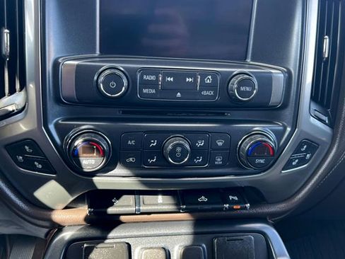 Used 2018 Chevrolet Silverado 1500 LTZ w/ High Desert Package AWD/4WD image 16