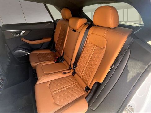 Used 2023 Audi RS Q8 4.0T w/ Black Optic Package image 27