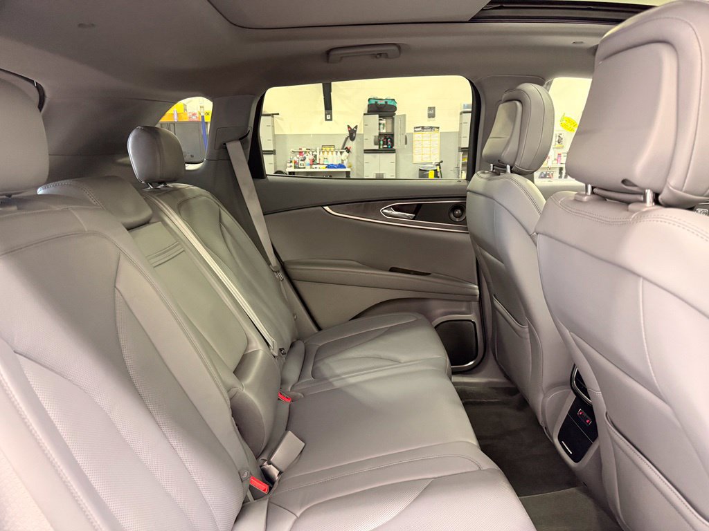 Used 2020 Lincoln Nautilus Reserve w/ Cargo Utility Package AWD/4WD image 26