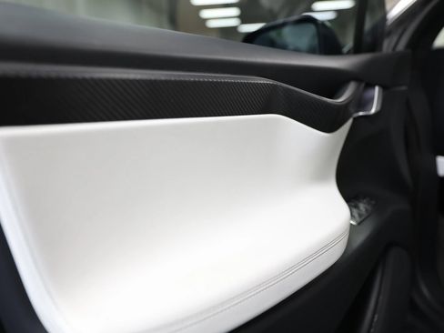 Used 2018 Tesla Model X 100D AWD/4WD image 19