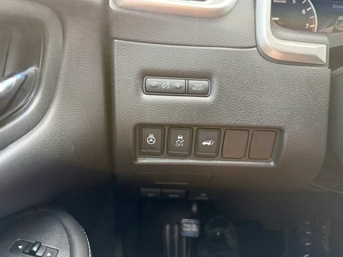 Used 2017 Nissan Murano Platinum FWD image 12