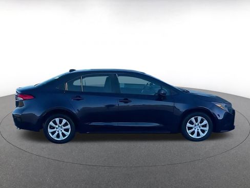 Used 2025 Toyota Corolla LE image 15