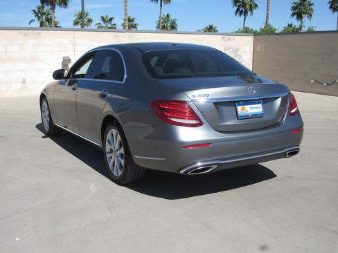 Used 2018 Mercedes-Benz E 300 w/ Premium 1 Package image 6