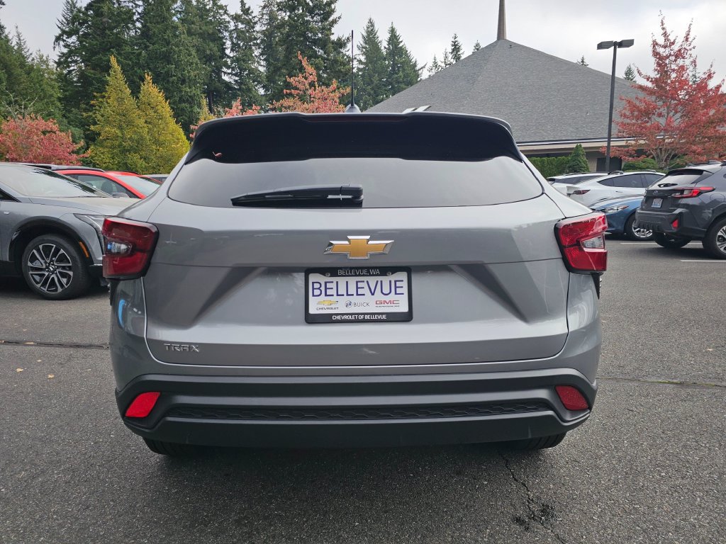 New 2026 Chevrolet Trax LS FWD image 5