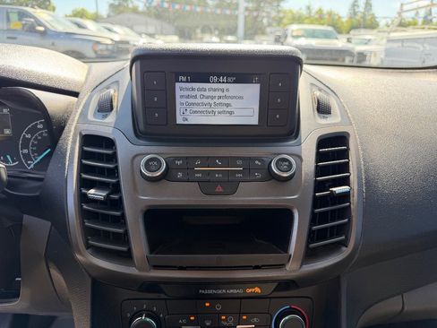 Used 2019 Ford Transit Connect XL FWD image 21