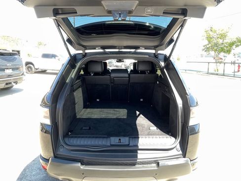 Used 2017 Land Rover Range Rover Sport AWD/4WD image 9