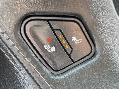 Used 2018 Chevrolet Tahoe LT image 21