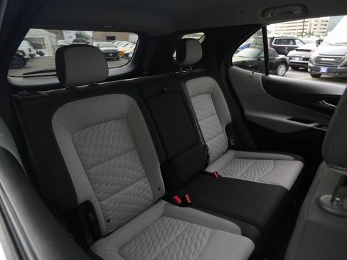 Used 2019 Chevrolet Equinox LT image 20