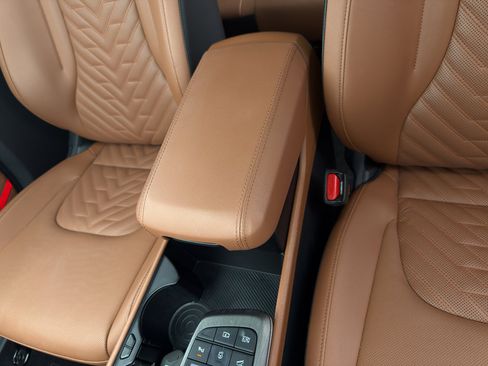 Used 2026 Kia Sportage X-Line w/ X-Line Technology Package image 44