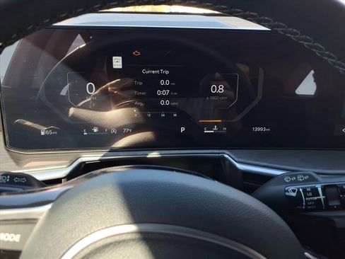 Used 2024 Kia Sorento SX image 22