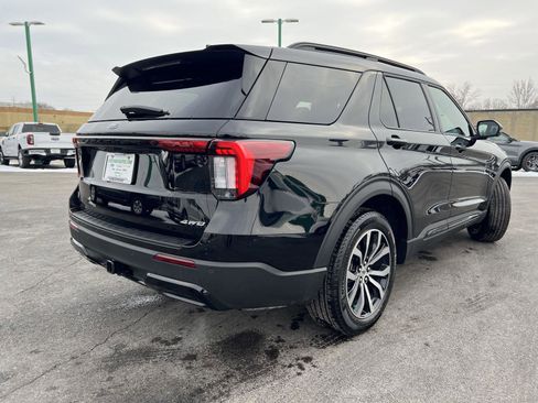 New 2026 Ford Explorer ST-Line image 5