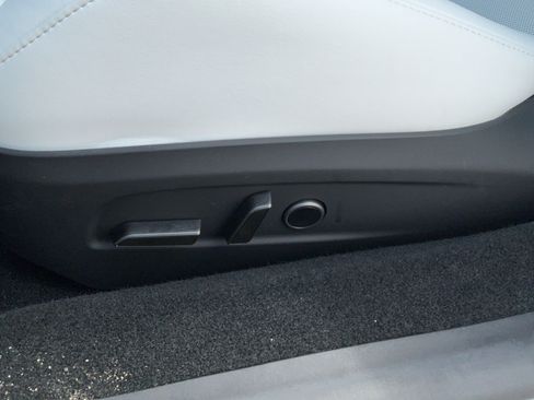 Used 2025 Tesla Model 3 Performance AWD/4WD image 18