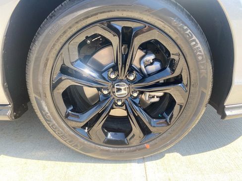 Used 2025 Honda Accord SE image 29