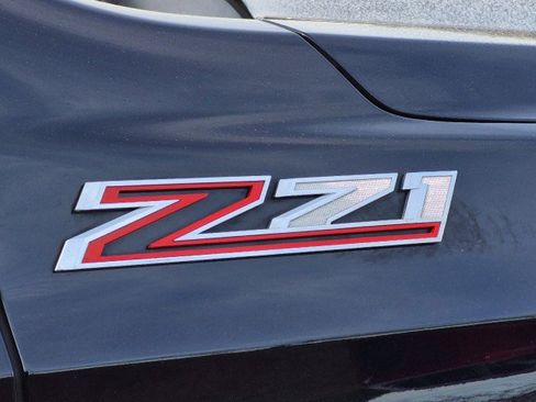 Used 2023 Chevrolet Suburban Z71 w/ Luxury Package image 13