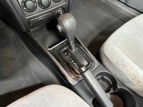 Used 2005 Hyundai Elantra GLS FWD image 30