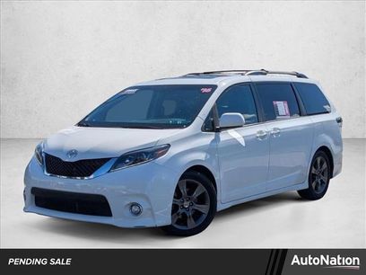 Used 2016 Toyota Sienna SE Premium