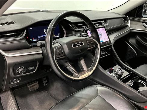 Used 2021 Jeep Grand Cherokee L Limited image 16