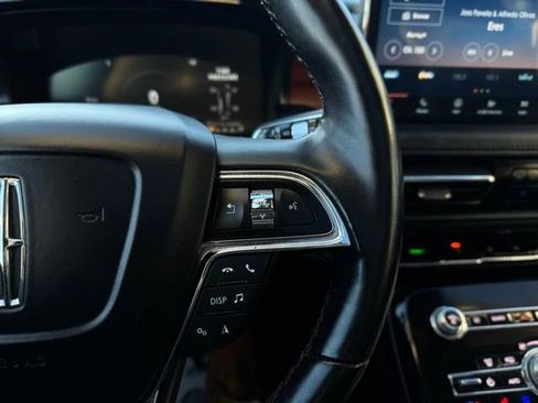 Used 2023 Lincoln Nautilus Reserve image 27