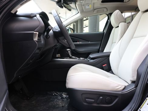 New 2026 MAZDA CX-30 AWD 2.5 S w/ Premium Package image 9