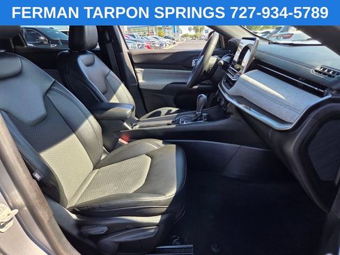 Used 2024 Jeep Compass Latitude AWD/4WD image 20