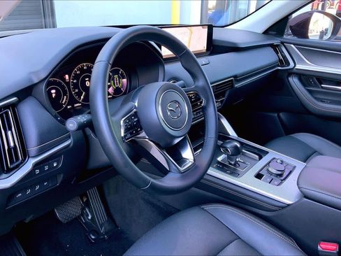 Used 2024 MAZDA CX-90 Plug-In Hybrid w/ Premium Pkg image 17