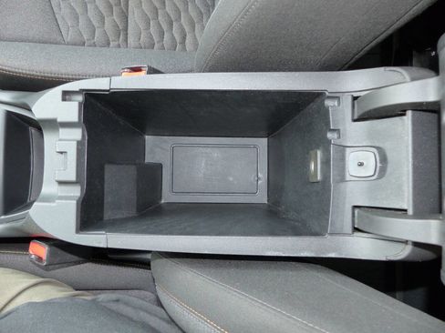 Used 2021 Chevrolet Equinox LT FWD image 58
