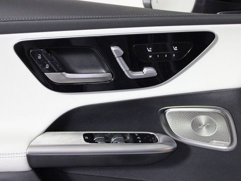 Certified 2026 Mercedes-Benz GLC 300 4MATIC image 12