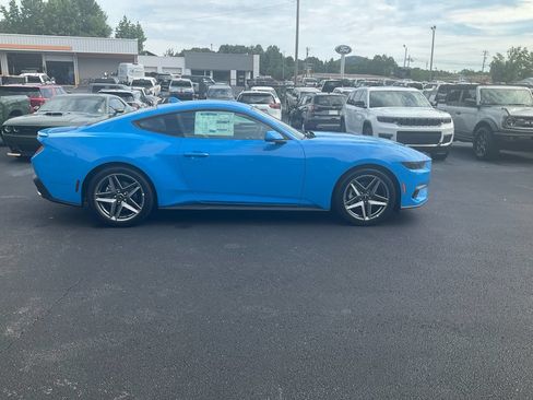 New 2026 Ford Mustang Premium RWD image 4