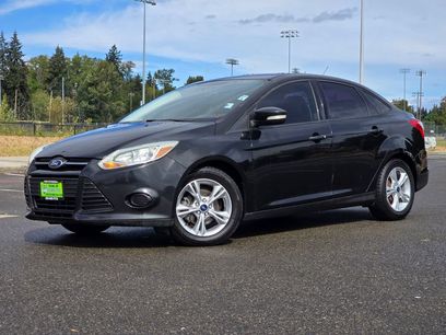 Used 2014 Ford Focus SE w/ SE Winter Package