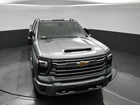 Used 2025 Chevrolet Silverado 2500 High Country w/ Z71 Off-Road Package AWD/4WD image 27