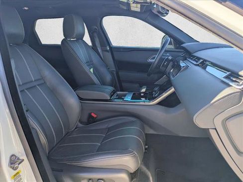 Used 2022 Land Rover Range Rover Velar R-Dynamic S image 22