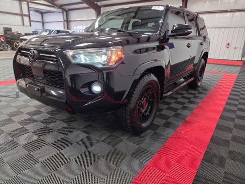 Used 2022 Toyota 4Runner SR5 Premium image 20