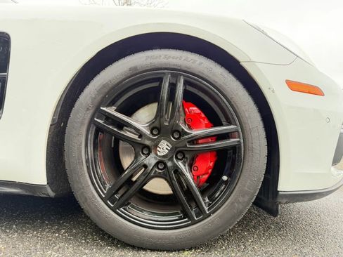 Used 2018 Porsche Panamera 4S w/ Premium Package AWD/4WD image 33