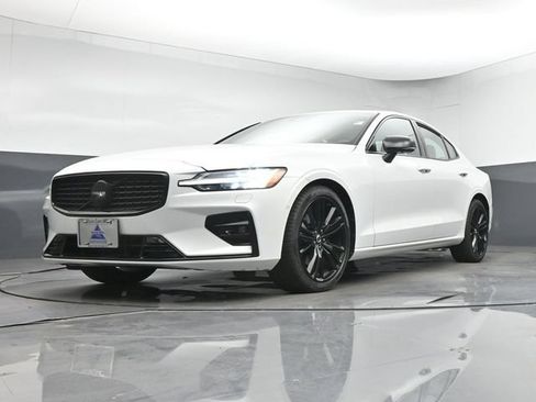 Used 2023 Volvo S60 B5 Ultimate w/ Climate Package FWD image 20