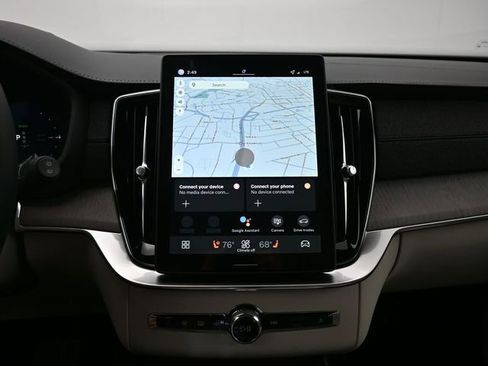 New 2026 Volvo XC90 T8 Ultra w/ Protection Package Premier AWD/4WD image 13