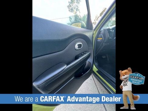 Used 2014 Kia Soul + image 11