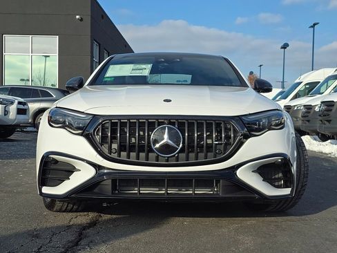 New 2026 Mercedes-Benz E 53 AMG e 4MATIC Sedan image 12