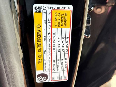 Used 2022 GMC Terrain SLT w/ Tech Package FWD image 47