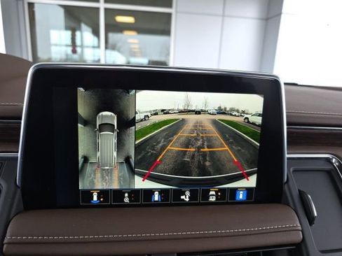 Used 2023 Chevrolet Tahoe High Country AWD/4WD image 38