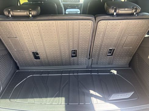 New 2026 Chevrolet Tahoe LT w/ Comfort Package RWD image 17