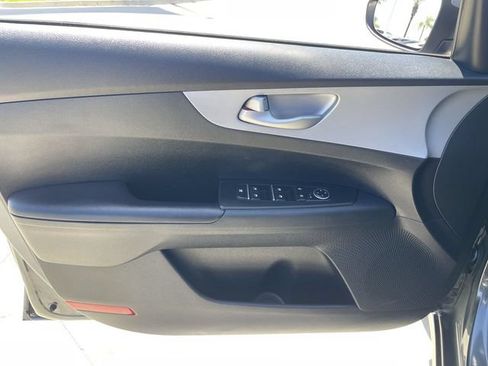 Used 2024 Kia Forte LX FWD image 19